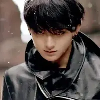 EXO-Tao sedang berada di Cina untuk memulihkan cedera ankle.