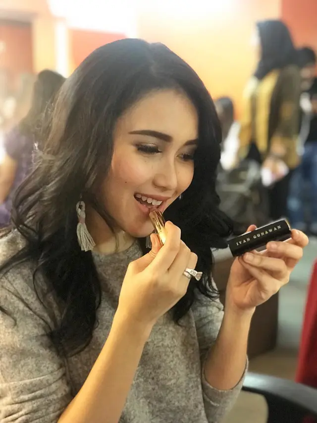 [Bintang] Ayu Ting Ting