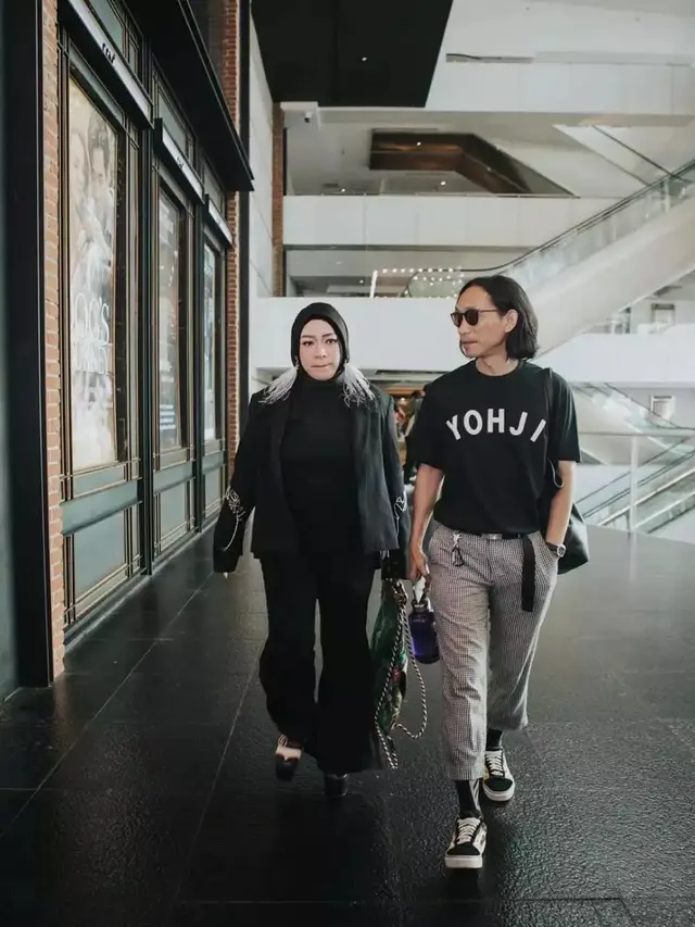 10 Potret Transformasi Melly Goeslaw dan Anto Hoed dari Awal Pernikahan, Tak Pacaran