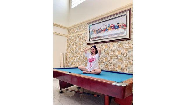 Rumah 6 Artis Ini Dilengkapi Ruang Biliar, Terlihat Mewah