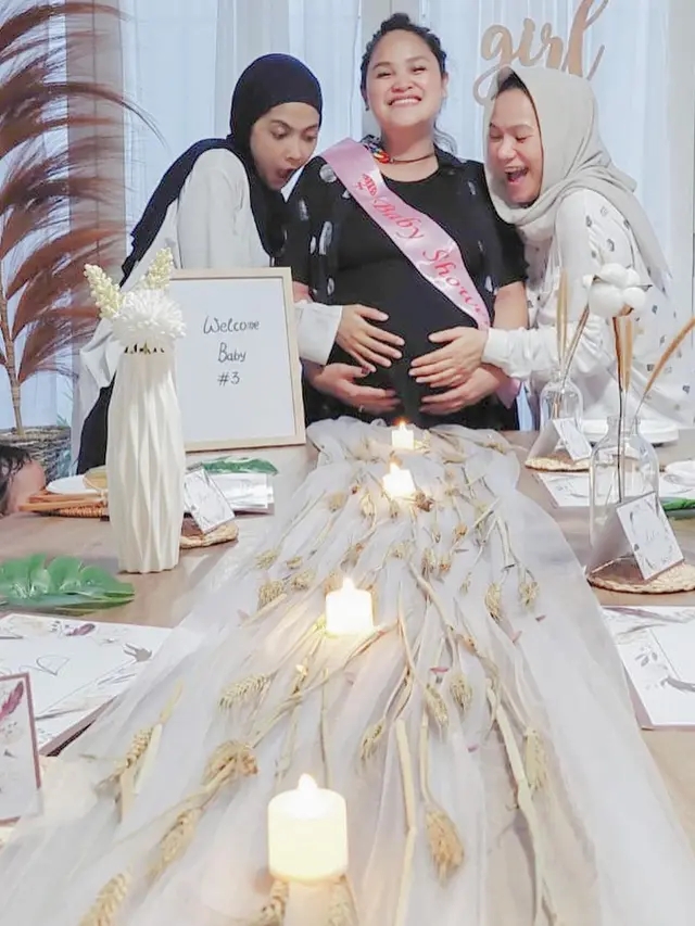 7 Momen Baby Shower Istri Wendi Cagur, Unggkap Jenis Kelamin Buah Hati