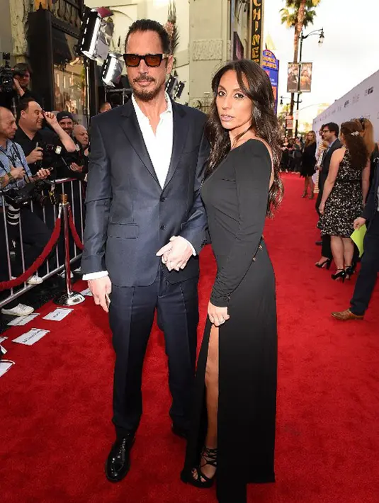 Cukup menyedihkan mendengar kisah pilu kepergian Chris Cornell untuk selamanya. Penyanyi legendaris ini tentunya pergi dengan meninggalkan sejuta kenangan terindah, terutama untuk penggemarnya. (AFP/Bintang.com)