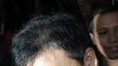 Presdir Agung Podomoro Land, Ariesman Widjaja tiba di KPK, Jakarta, Jumat (1/4). Harisman menyerahkan diri usai penetapan dirinya sebagai tersangka terkait pembahasan raperda sonasi wilayah pesisir dan pulau-pulau terluar. (Liputan6.com/Helmi Afandi)