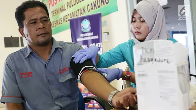 20170622-Sopir Bus AKAP Jalani Tes Urine di Terminal Pulo Gebang-Antonius