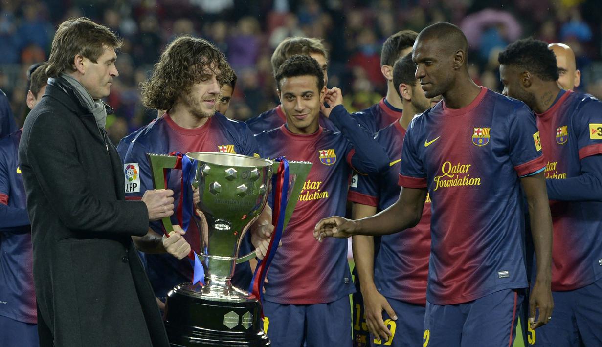 Tito Vilanova. Sebagai pemain, ia pernah memperkuat Barcelona B dan C pada musim 1987/1988 dan 1988/1989. Sebagai pelatih, ia menukangi Barcelona selama semusim pada 2012/2013 menggantikan Pep Guardiola. Di akhir musim, ia sukses mempersembahkan gelar LaLiga bagi Barcelona. (AFP/Lluis Gene)