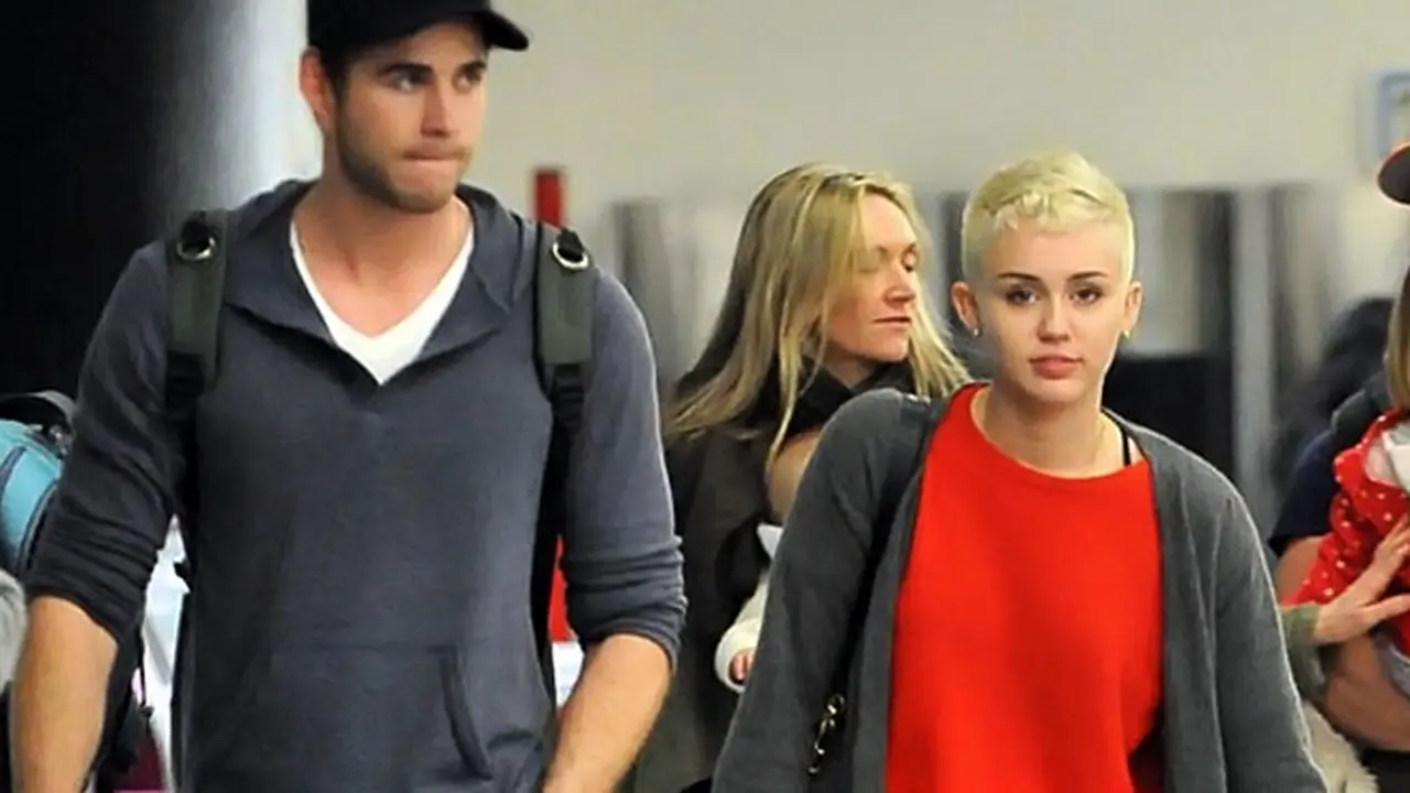 miley-cyrus-liam-hemsworth-130909b.jpg
