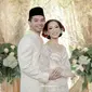 Selebgram Abel Cantika menikah dengan Ray Rafi pada Sabtu, 22 Februari 2020. Ia merias wajahnya sendiri. (dok.The PotoMoto/@rayrafi/https://www.instagram.com/p/B86S41igzSC/Dinny Mutiah)