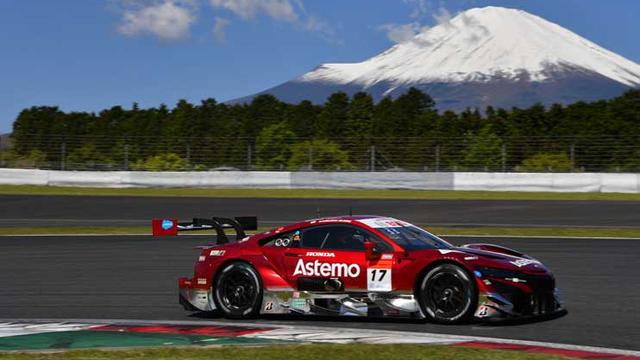 Honda NSX pun juga menjadi buruan untuk dijadikan mobil balap