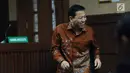 Terdakwa dugaan korupsi e-KTP, Setya Novanto usai menjalani sidang lanjutan di Pengadilan Tipikor, Jakarta, Senin (5/2). Sidang menghadirkan tiga saksi. (Liputan6.com/Helmi Fithriansyah)