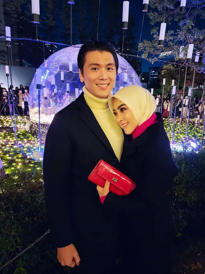 Syahrini dikabarkan bercerai dengan Reino Barack