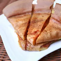 Martabak Meat&Chees Lover/ Tipker (Galih W. Satria/Bintang.com)