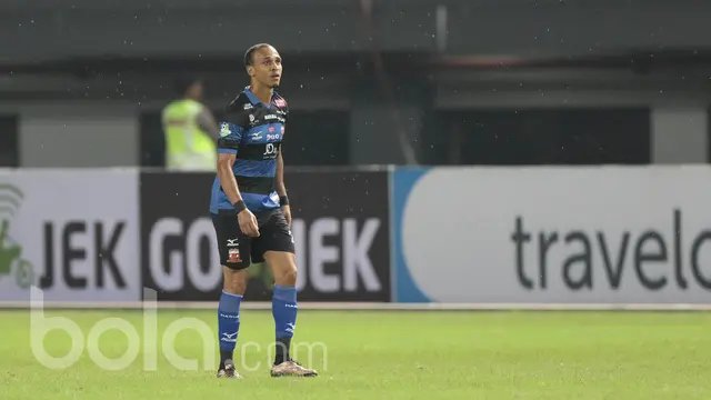 Madura United, Peter Odemwingie
