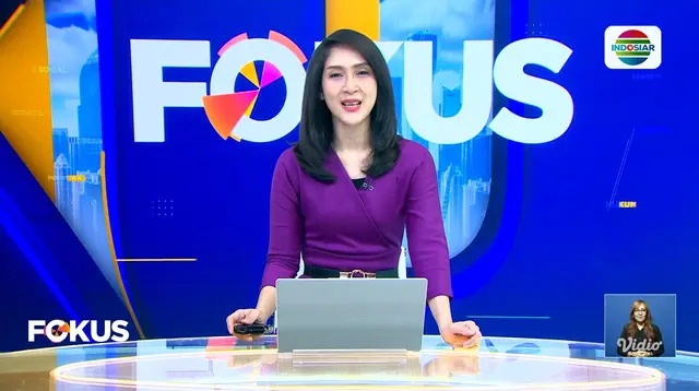 Fokus : Kapal Nelayan di Jember Karam Diterjang Ombak saat Hendak Memasuki Pelabuhan