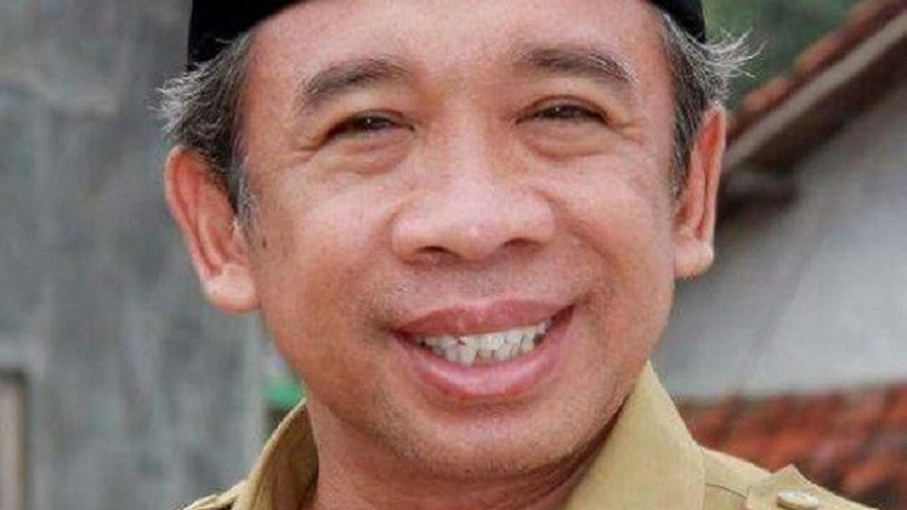 Tak Lagi Jadi Legislator, Pelawak Qomar Banting Setir Jadi Rektor