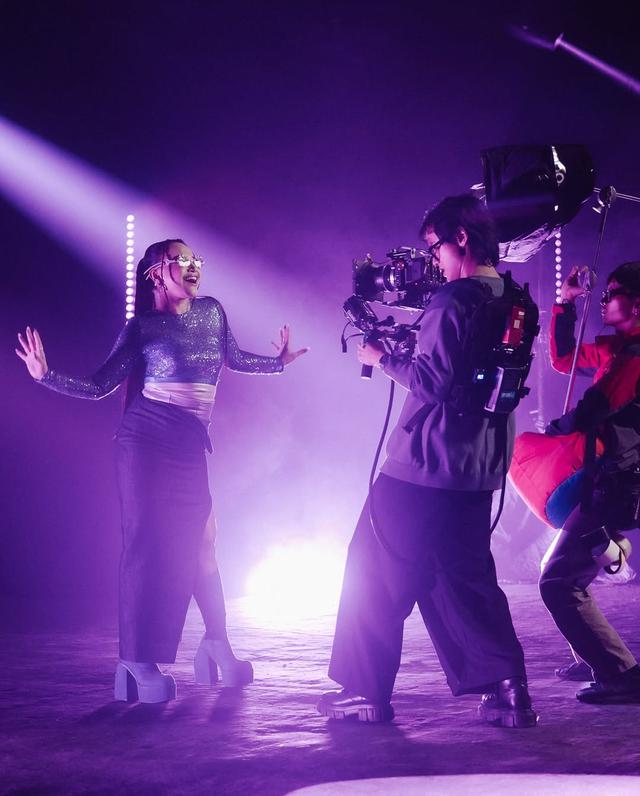 1. Di Balik Pemilihan "Sinaran"