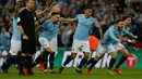 Ekspresi pemain Man City saat pastikan diri menjadi juara Carabao Cup 2019 yang berlangsung di stadon Wembley, London, Senin (25/2). Man City menang 4-3 atas Chelsea lewat drama adu penalti. (AFP/Glyn Kirk)