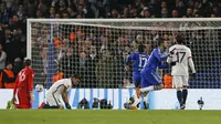 Diego Costa rayakan gol ke gawang PSG (reuters)