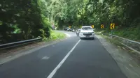 Panorama Senggigi dan Tontonan Monyet Ramaikan Balap Sepeda Dunia