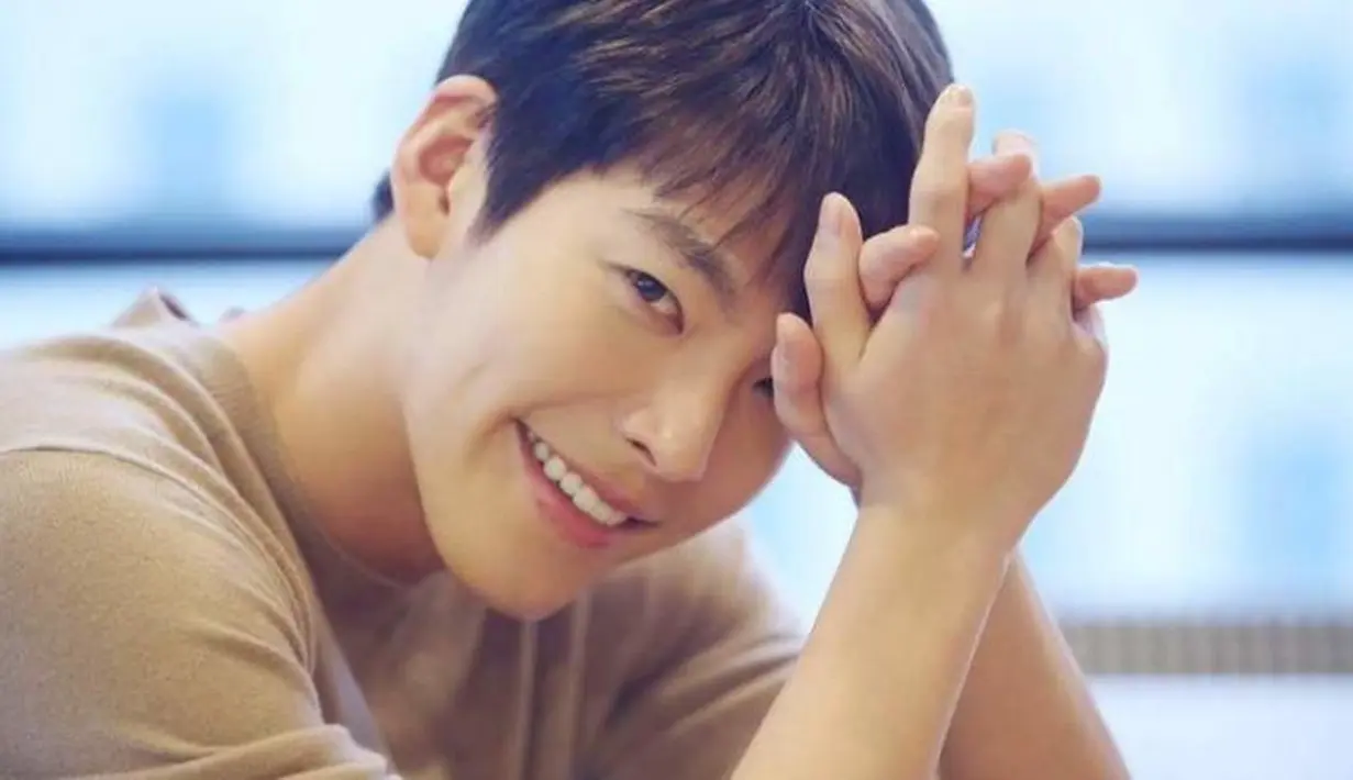 Melalui akun Instagram resminya, Sidus mengatakan jika mereka masih menunggu kembalinya Kim Woo Bin ke dunia hiburan Korea Selatan. (Foto: soompi.com)
