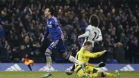 Winger Chelsea, Pedro Rodriguez rayakan gol ke gawang Newcastle (Reuters/Liputan6)