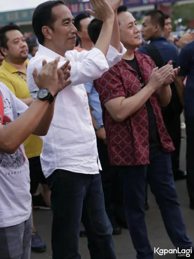 Jokowi nonton WTF 2018 (Hak Cipta: KapanLagi.com®/Agus Apriyanto/ssm)