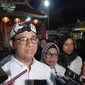 Anies Baswedan usai berkunjung ke Vihara Welas Asih Cirebon. (Istimewa)