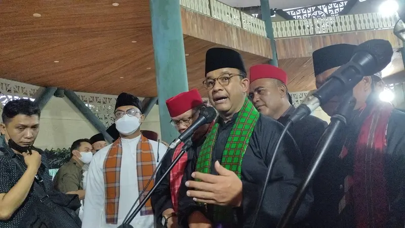 Gubernur DKI Anies Baswedan meresmikan penetapan nama jalan, gedung, dan zona di Jakarta dengan nama tokoh-tokoh Betawi. (Liputan6.com/Winda Nelfira)