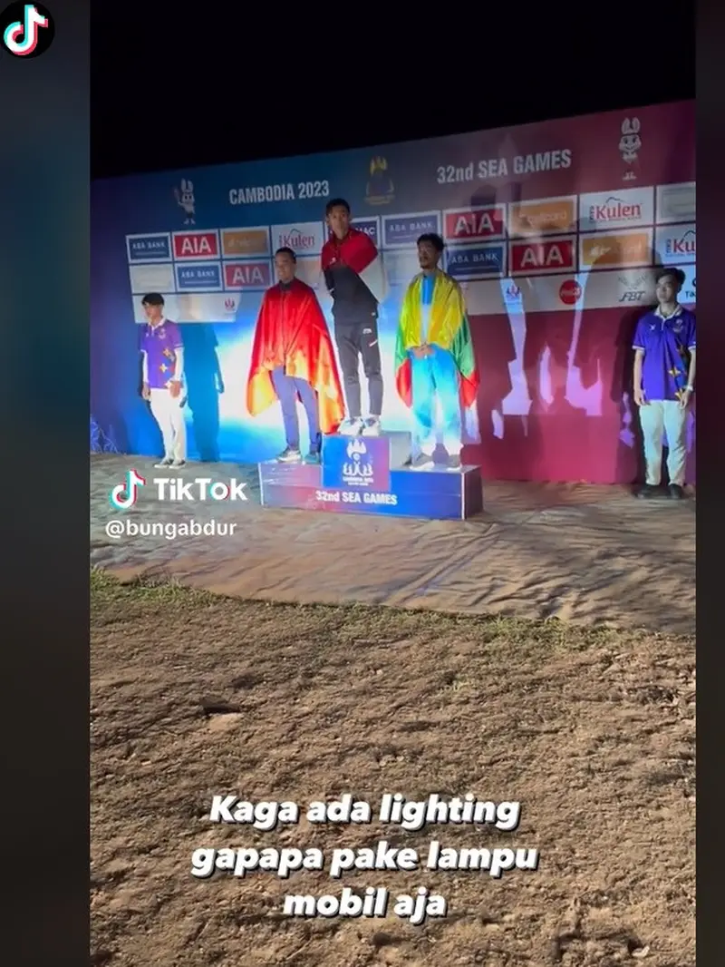 Video viral memperlihatkan podium SEA Games 2023 gelap-gelapan