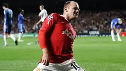 Selebrasi striker Manchester United Wayne Rooney seusai mencetak gol ke gawang Chelsea pada leg pertama perempat final Liga Champions di Stamford Bridge, 6 April 2011. AFP PHOTO/ADRIAN DENNIS