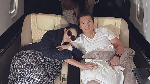 [Fimela] Syahrini dan Reino Barack