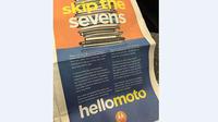 Lenovo meluncurkan sebuah kampanye iklan bertajuk "Skip the Sevens", agar konsumen tidak membeli iPhone 7 dan Samsung Galaxy S7 (Foto: The Verge)