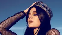 Tak bisa dipungkiri bahwa Kylie Jenner adalah ratu sosial media. Sepertinya ia tak sabar untuk kembali memakai mahkotanya. (instagram/kyliejenner)