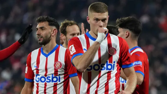 Foto: Aksi Artem Dovbyk saat Girona Gilas Alaves dan Lengserkan Real Madrid dari Puncak Klasemen Liga Spanyol