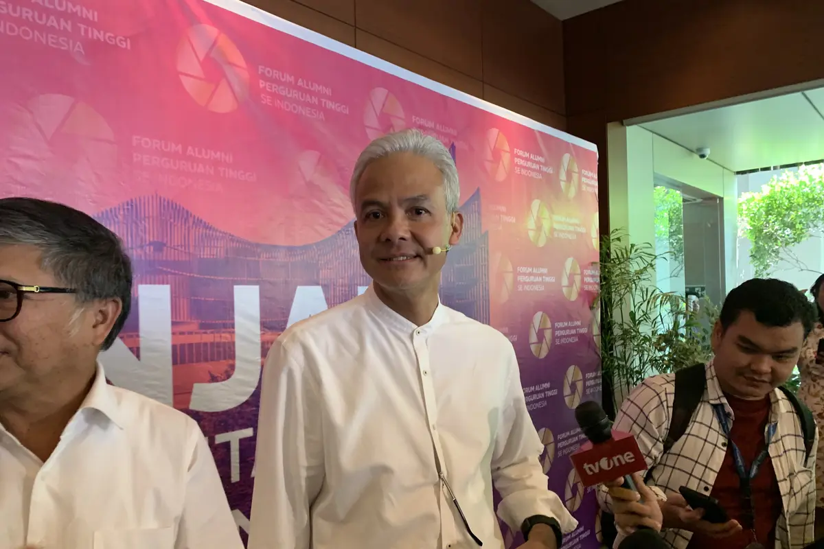 Bakal calon presiden dari PDI Perjuangan Ganjar Pranowo di Djakarta Theatre, Minggu (17/9/2023). (Liputan6.com/Delvira Hutabarat)