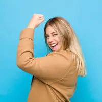 Ilustrasi Perempuan Credit: freepik.com