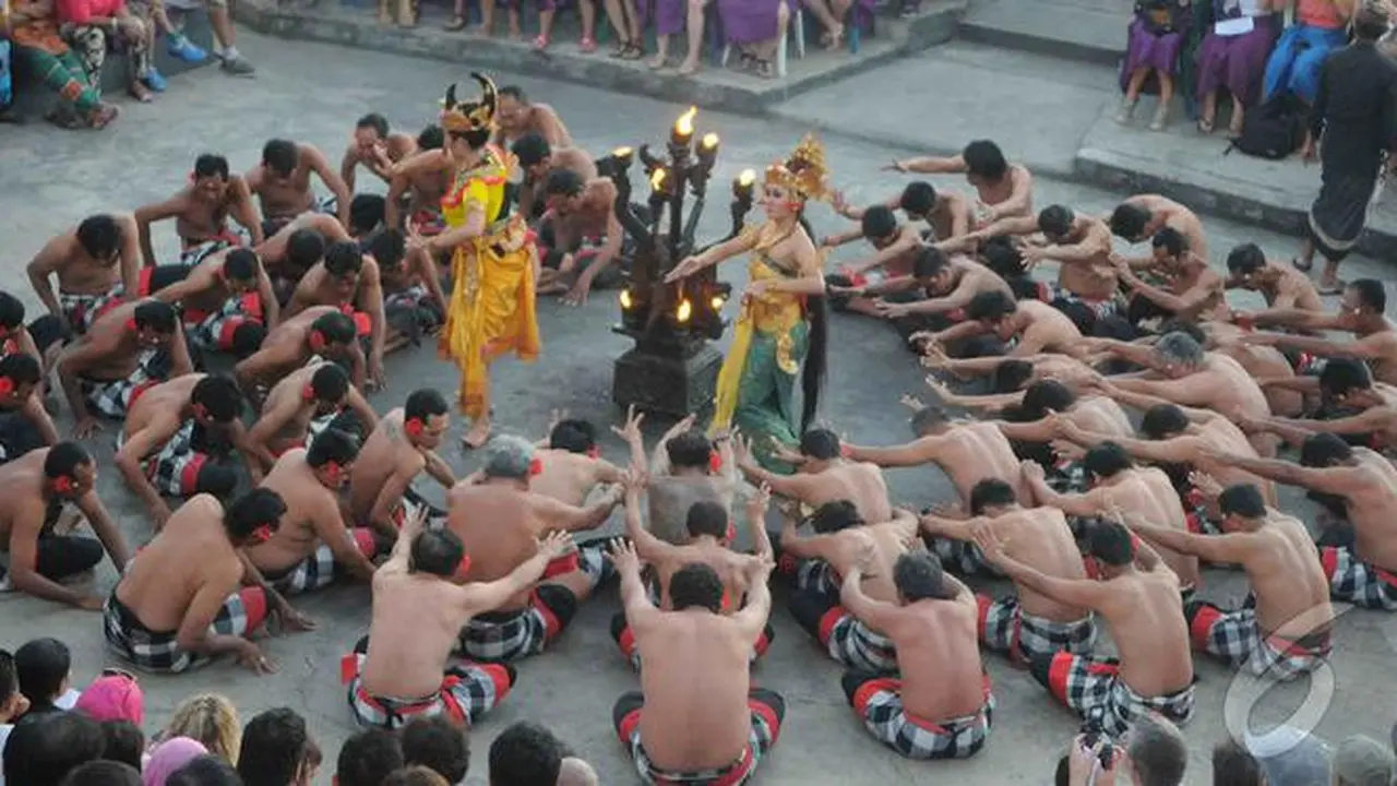 Mhya Johannes Perkenalkan Tari Kecak di New York