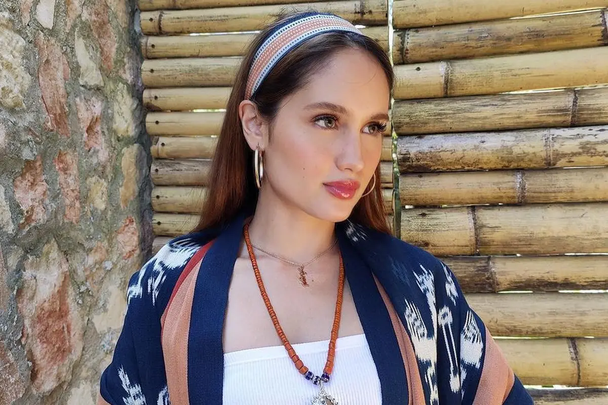 Cinta Laura