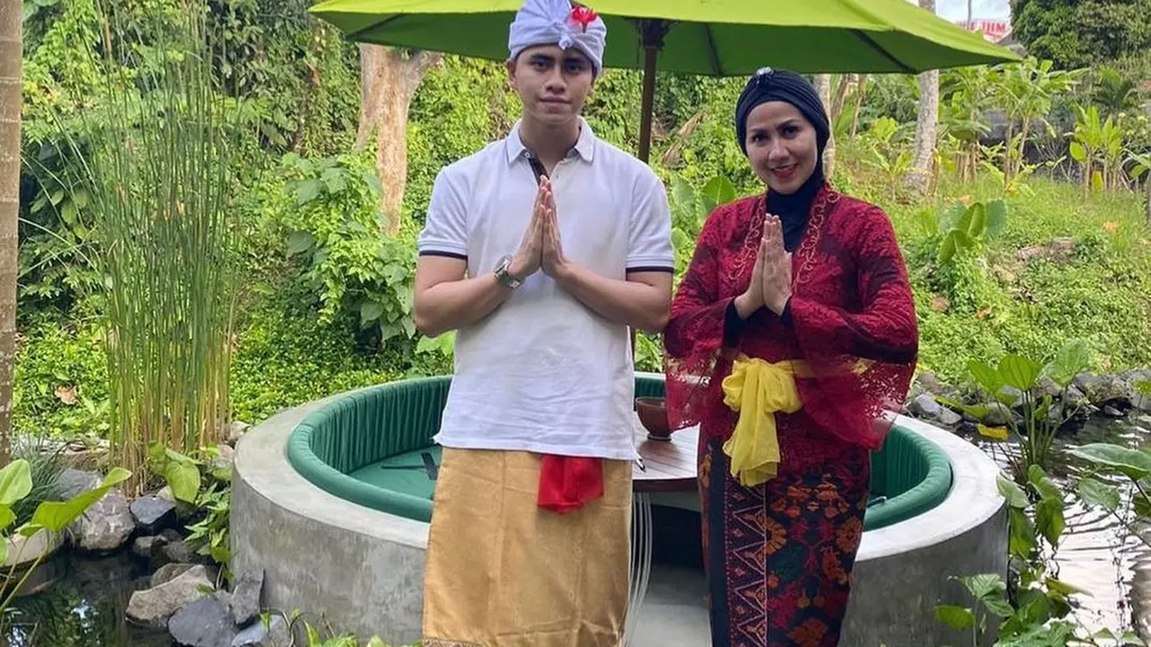 Momen liburan Venna Melinda di Bali. (Sumber: Instagram/vennamelindareal)
