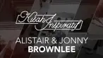 Berita video Alistair Brownlee yang membantu adiknya, Jonny Brownlee, untuk finis dalam lomba lari marathon di Meksiko.