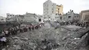 <p>Namun, para korban seringkali adalah warga Palestina, banyak di antaranya belum ditemukan. (AP Photo/Ali Mahmoud, File)</p>