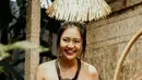 Wanita kelahiran 21 September 2000 itu punya segudang prestasi di dunia basket, film layar lebar hingga modelling. Bahkan Vania kerap menjadi aktris dan penulis naskah berbagai film pendek yang sudah lama digelutinya di dunia perfilman. (Liputan6.com/IG/@vaniavalencia8).
