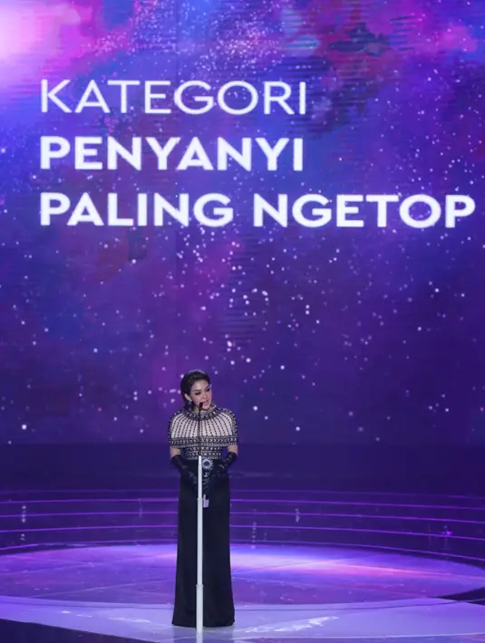 Syahrini SCTV Awards 2018