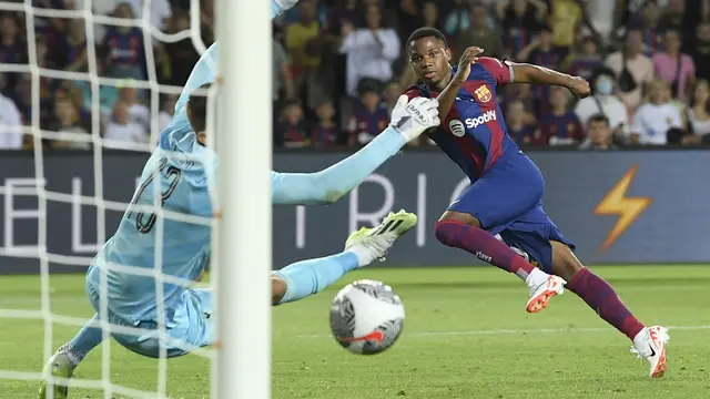 Foto: Pertama dalam Sejarah, Momen Barcelona Gelar Piala Joan Gamper Bukan di Camp Nou