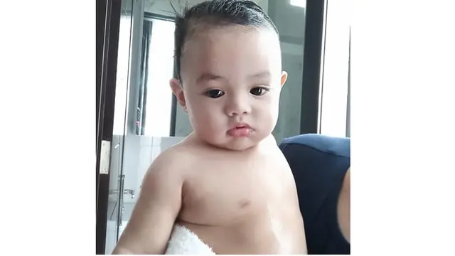 Genap Berusia 1 Tahun, Ini 7 Potret Gemas Arkana Mawardi Anak Nikita Mirzani