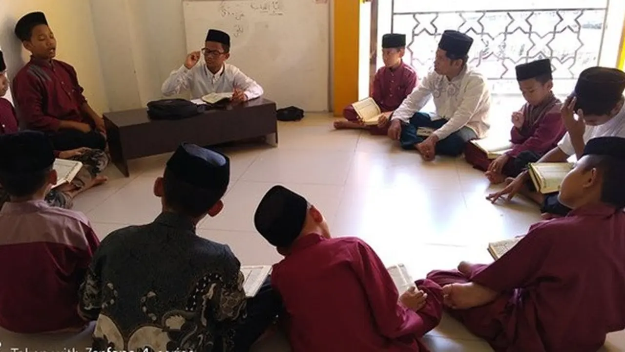 Madrasah Hafidz Quran Masjid Ceng Hoo Makassar. ©2018 Merdeka.com/Salviah Ika Padmasari