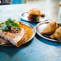 Ilustrasi makanan India (unsplash.com/Sean Bernstein)