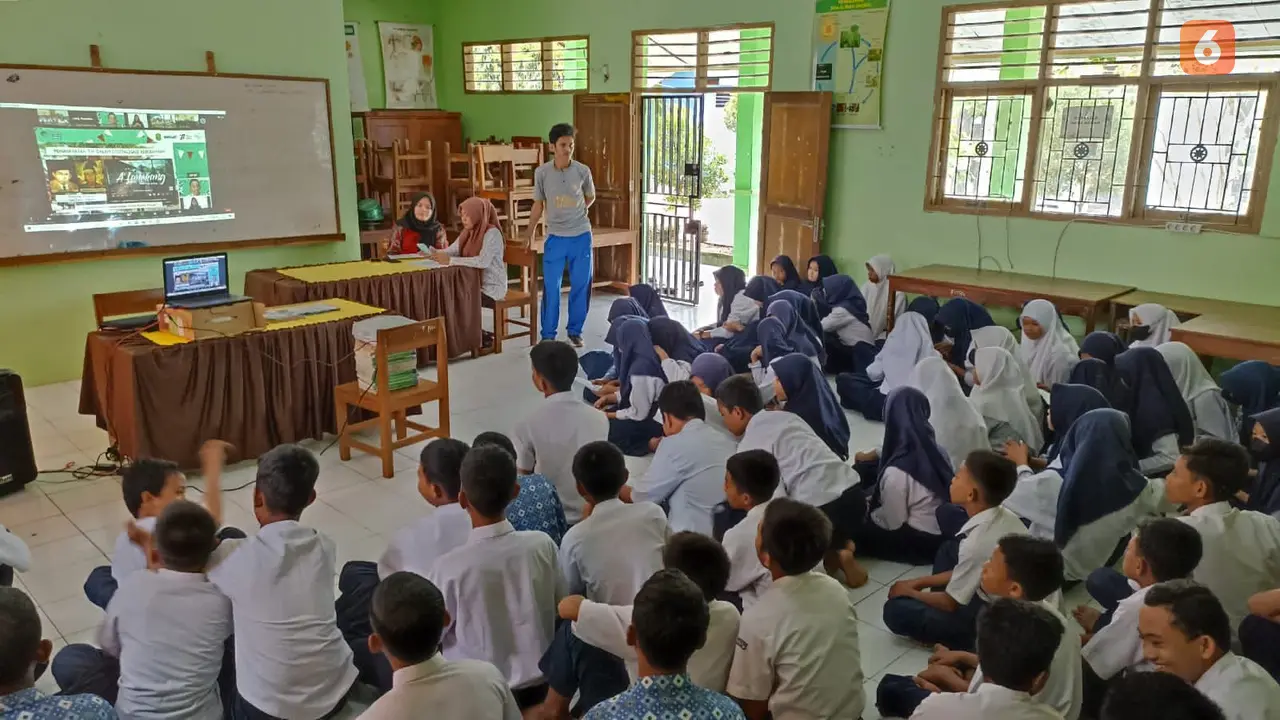 Kemenkoinfo Ajak Pelajar di Takalar Bangun Literasi Digital dengan Kearifan Lokal