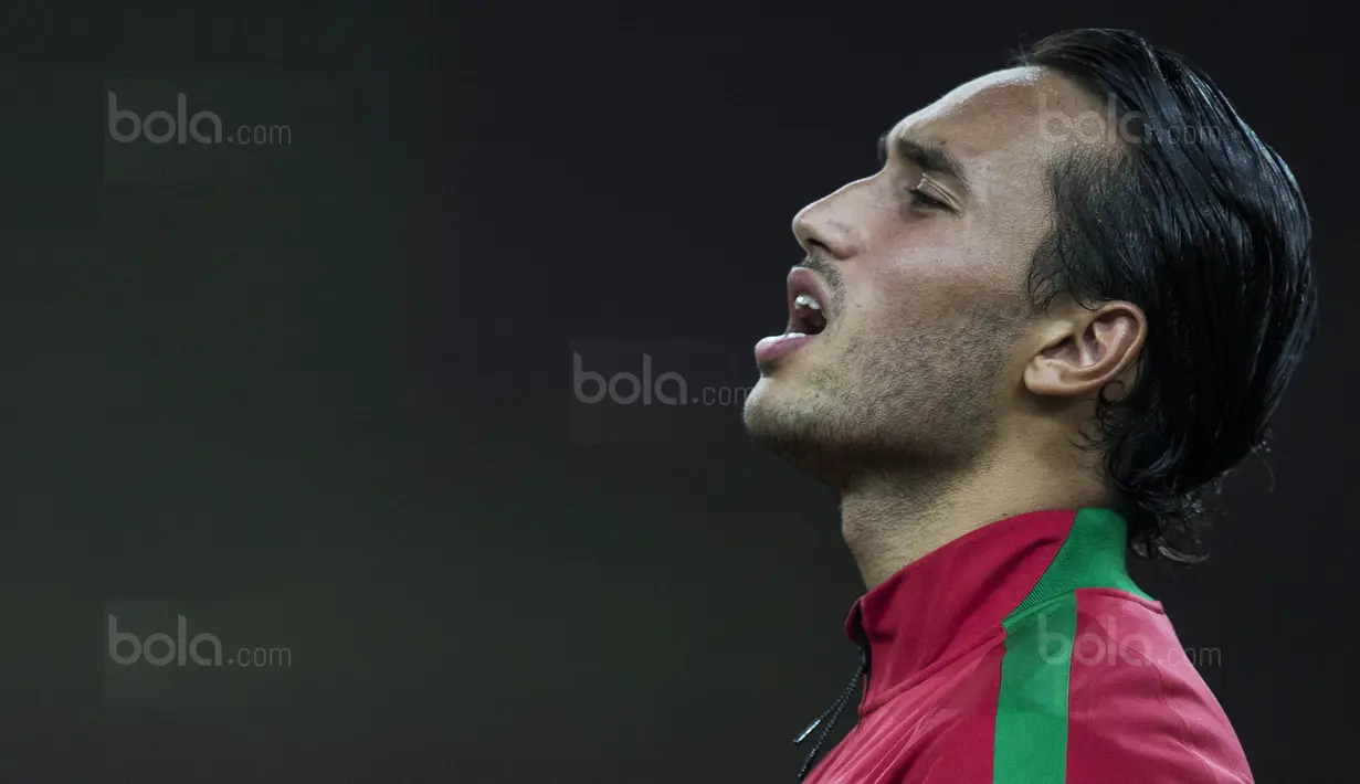2. Striker naturalisasi keturunan Belanda, Ezra Walian, untuk pertama kalinya dipercaya sebagai starter. (Bola.com/Vitalis Yogi Trisna)