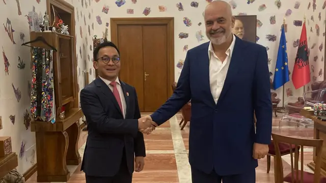 Pertemuan Dubes Iwan Bogananta dan Perdana Menteri Albania