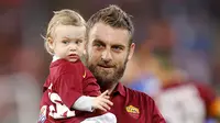 Ungguli Pogba, De Rossi  Pemain dengan Gaji Tertinggi di Serie A